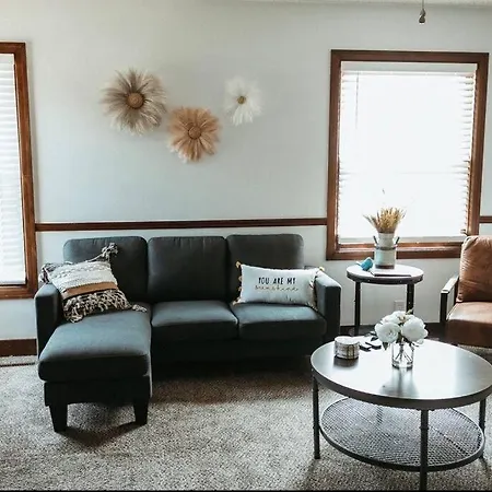 Bluebird Cottage, Walking Distance To Fairgrounds Hutchinson Esterno foto
