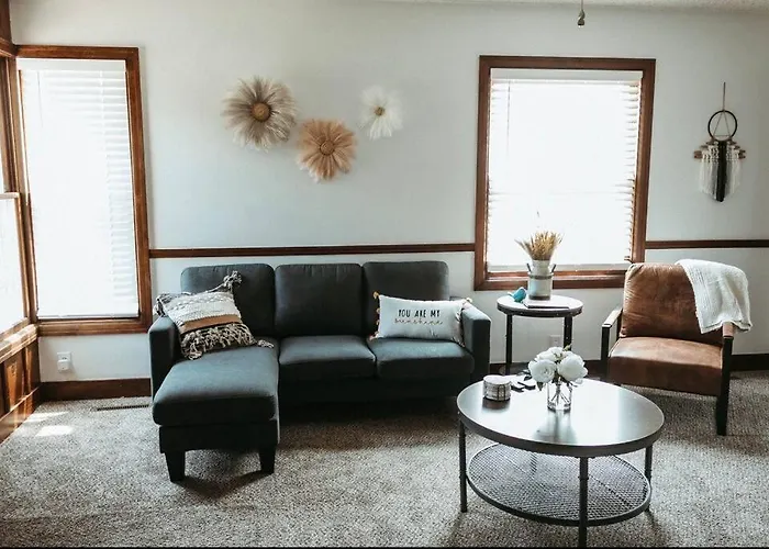 Bluebird Cottage, Walking Distance To Fairgrounds