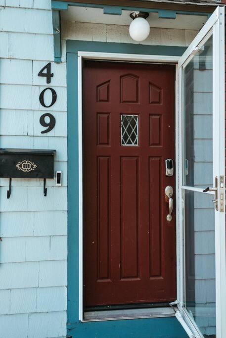 Bluebird Cottage, Walking Distance To Fairgrounds